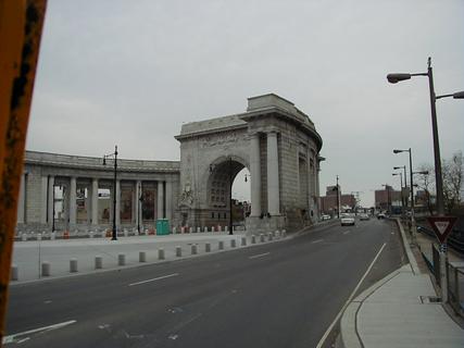 Manhattan Bridge Arch and Colonnade at entrance to Manhattan Bridge<br>Location: <a href="https://www.google.com/maps/search/?api=1&query=40.71568,-73.99592" target="_new">Brooklyn City Tour, Manhattan Bridge onramp</a>